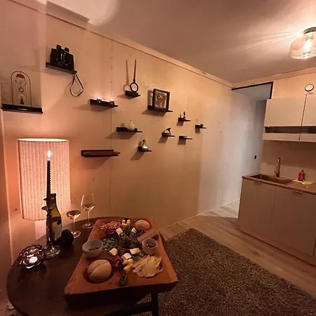 Holiday home Het Kleine Genoegen Heelweg