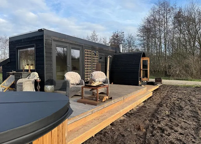 Holiday home Het Kleine Genoegen